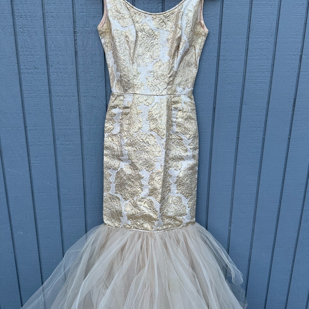 Vintage 80’s Gold and White Mermaid Dress - Picture 3 of 12